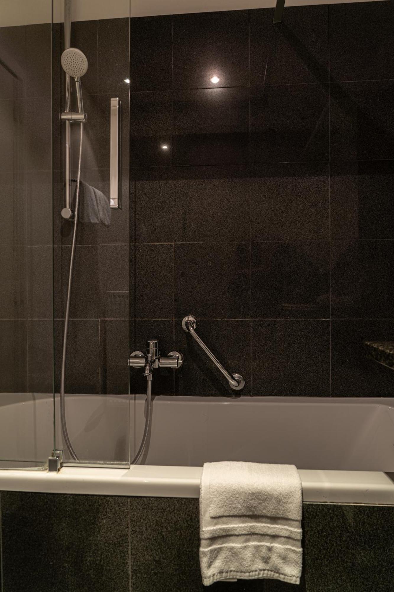 Diamant Suites Brussels Eu Etterbeek Εξωτερικό φωτογραφία