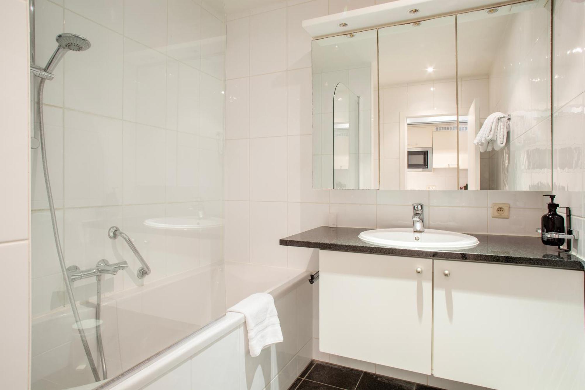 Diamant Suites Brussels Eu Etterbeek Εξωτερικό φωτογραφία