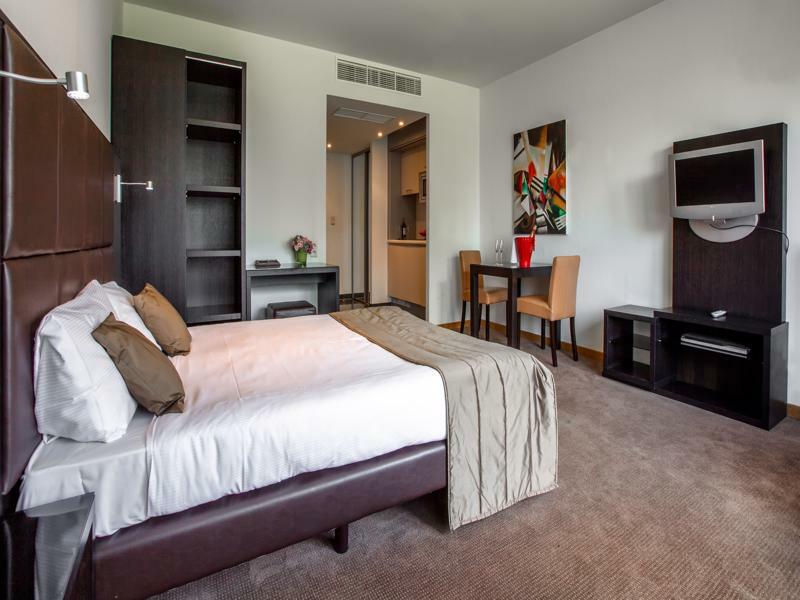 Diamant Suites Brussels Eu Etterbeek Εξωτερικό φωτογραφία